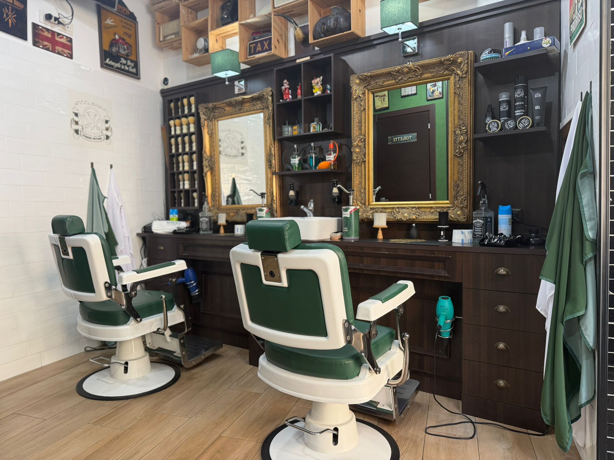 Barberia Styleman - Vetrina del salone